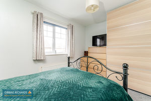 Bedroom- click for photo gallery